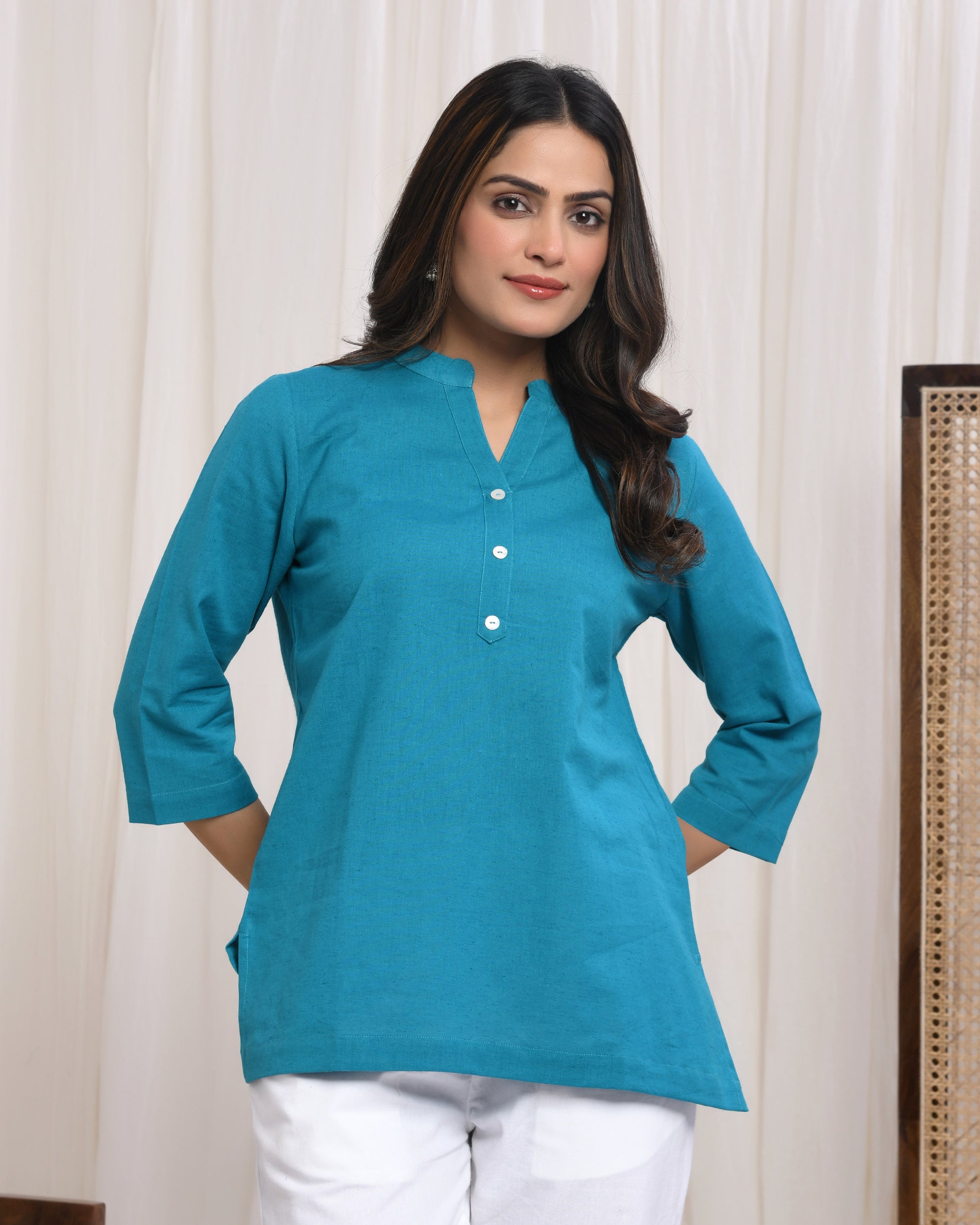 Turquoise Airy Linen Short Kurta