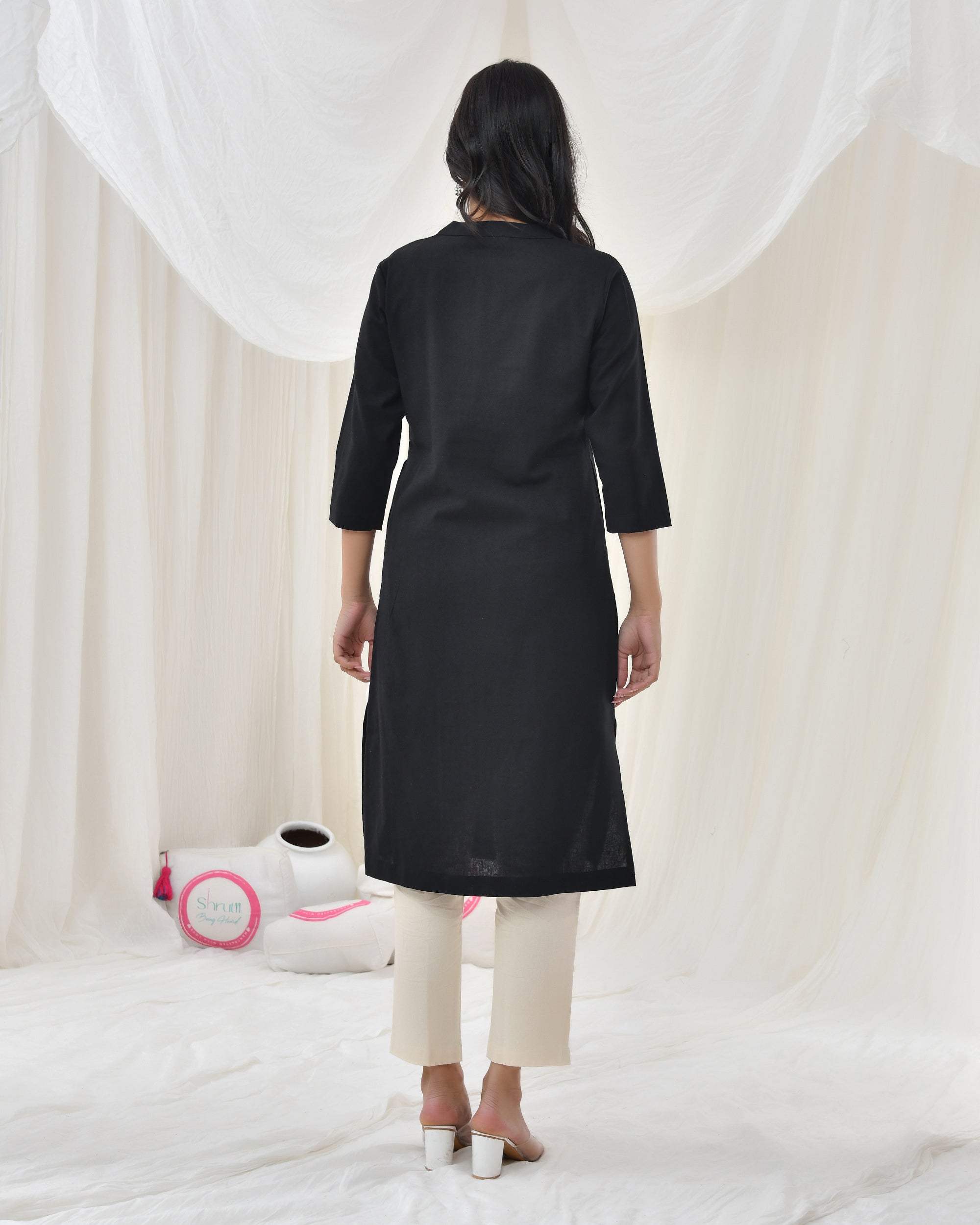 Kohl Black Airy Linen Long Kurta
