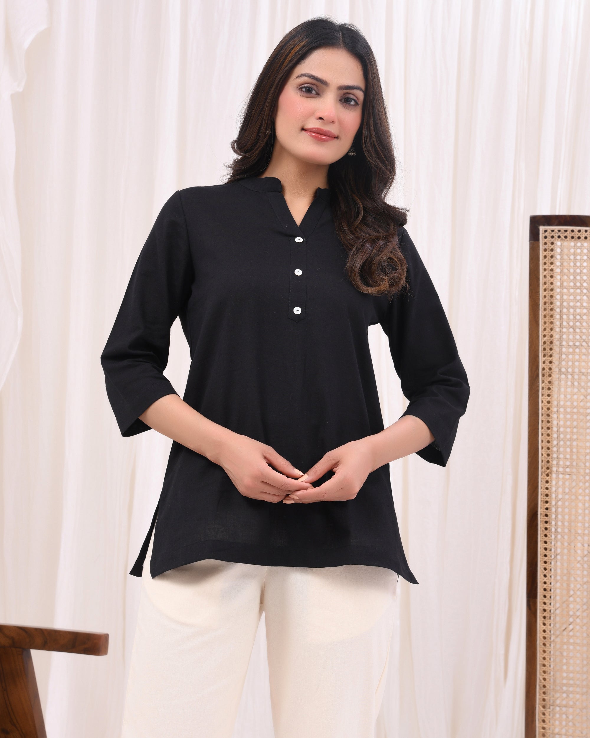 Kohl Black Airy Linen Short Kurta
