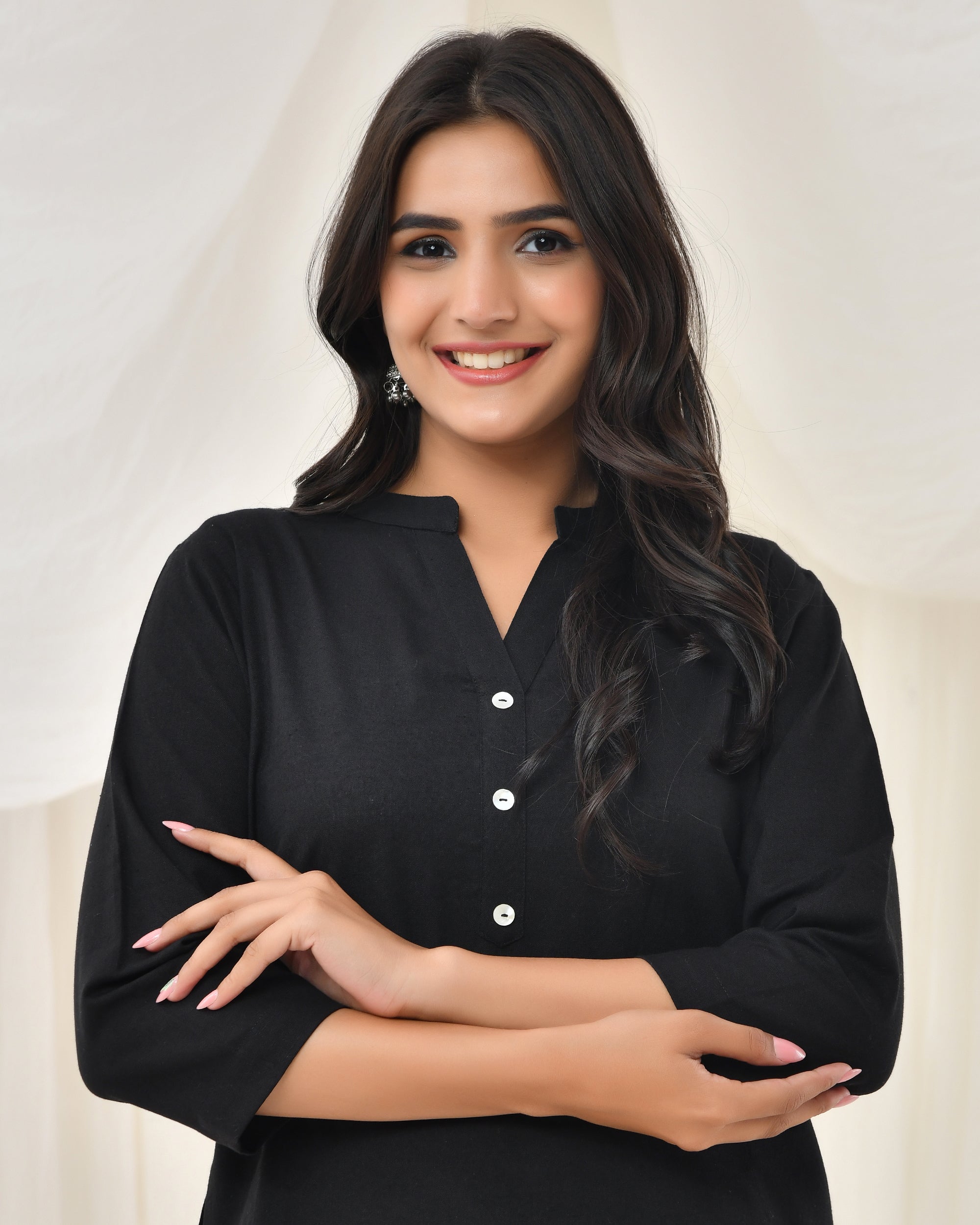 Kohl Black Airy Linen Long Kurta