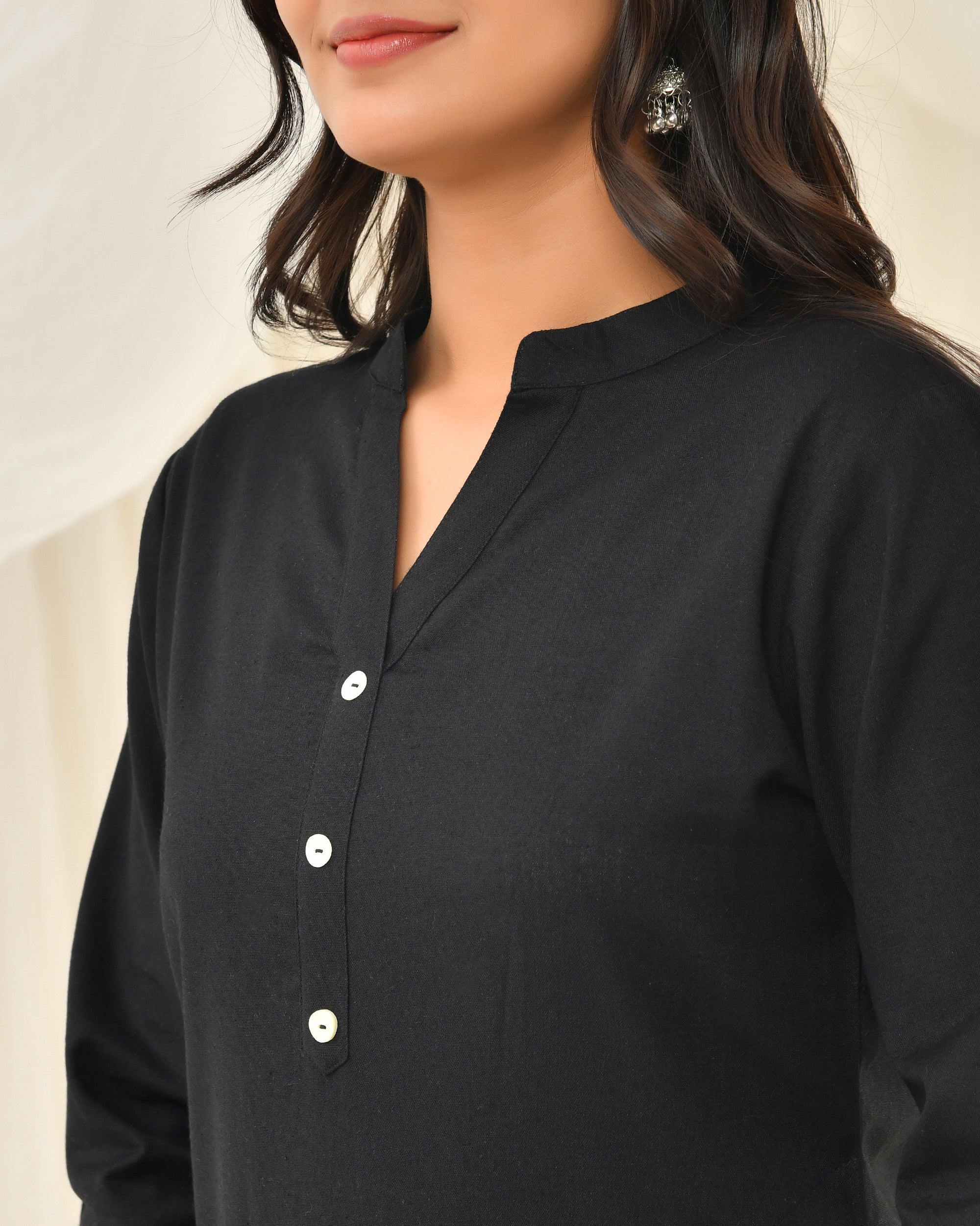 Kohl Black Airy Linen Long Kurta